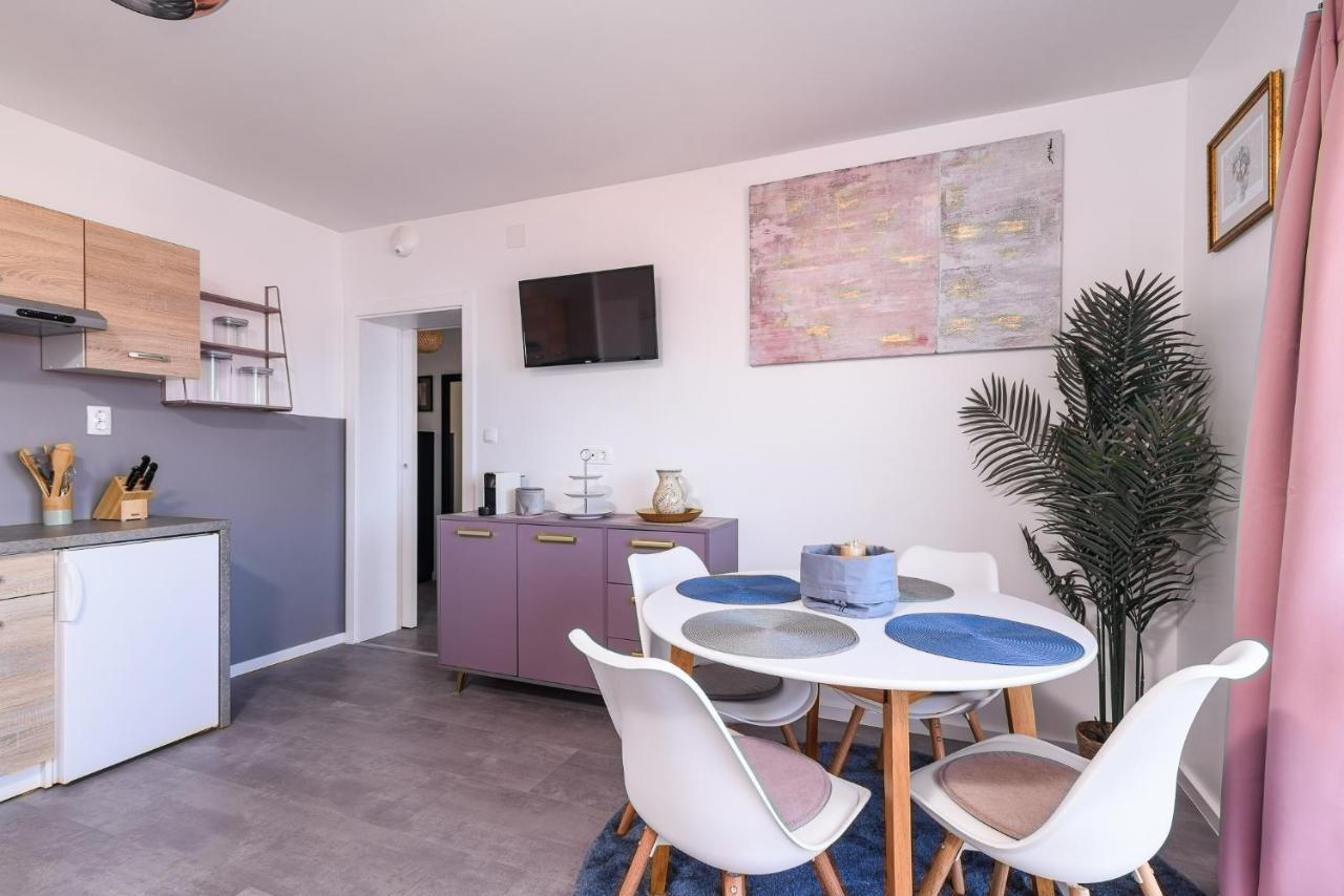 Villa Del Mar Omiš Екстериор снимка