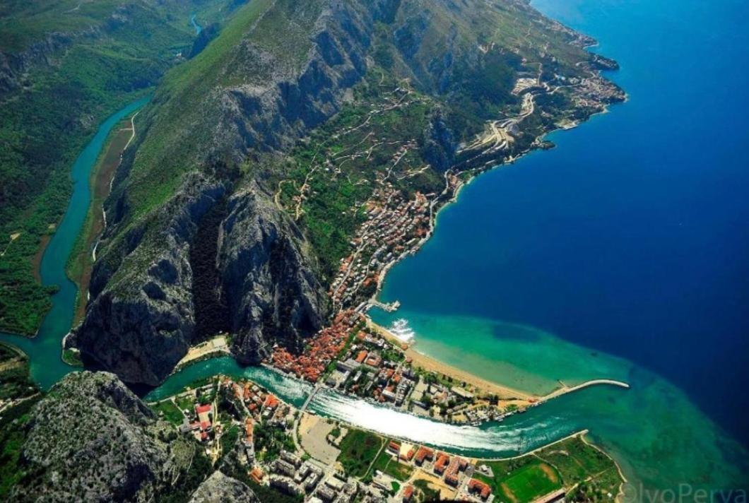 Villa Del Mar Omiš Екстериор снимка